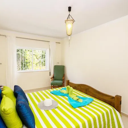 Townhouse Moreton